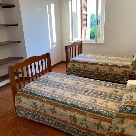 Casa de Férias Appealing Holiday In With Garden Treia